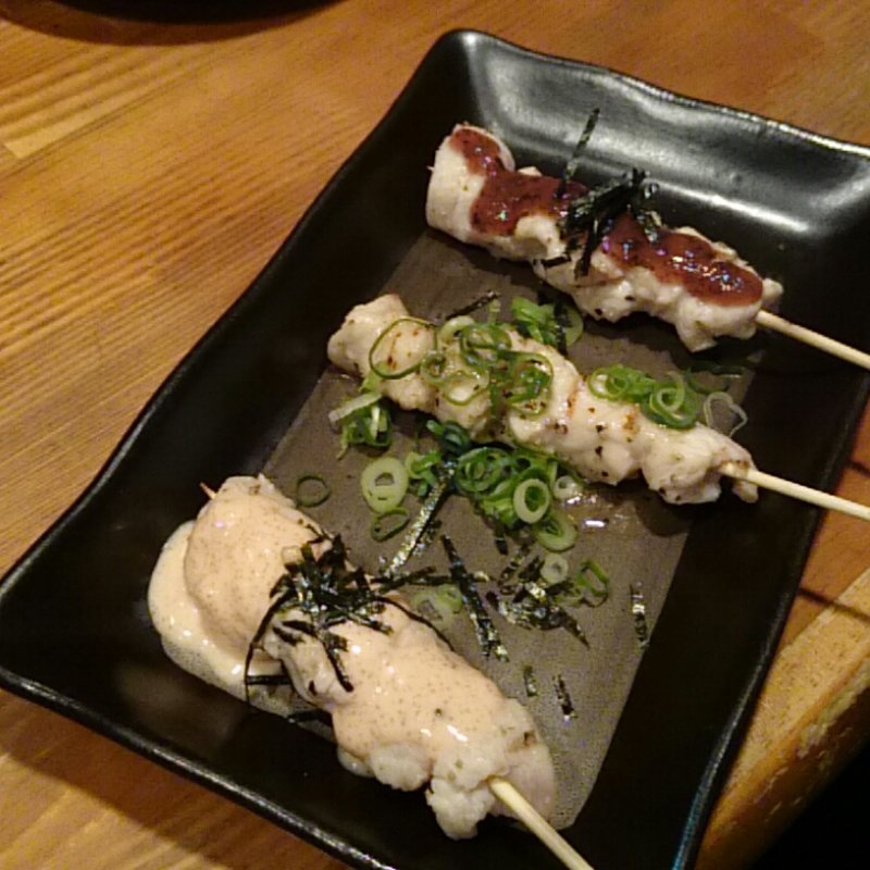 ささみ三色焼き(とり料理・居酒屋 ふぁみりー)