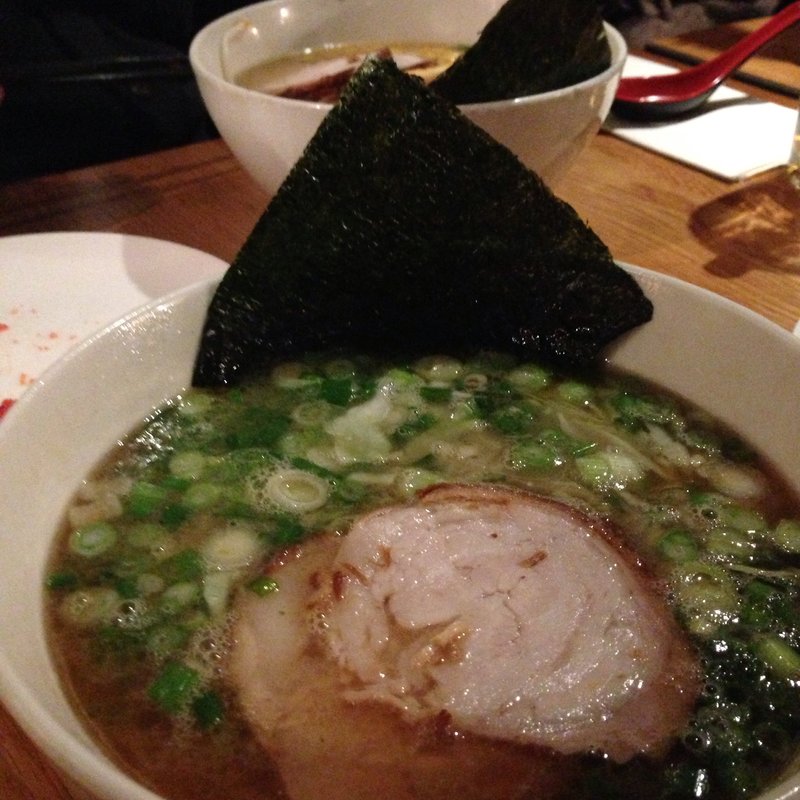 博多とんこつラーメン(秀ちゃんラーメン)