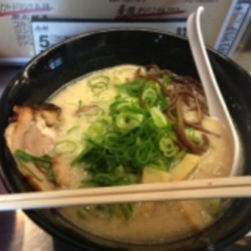 とんこつラーメン(大阪麦風 心斎橋店)