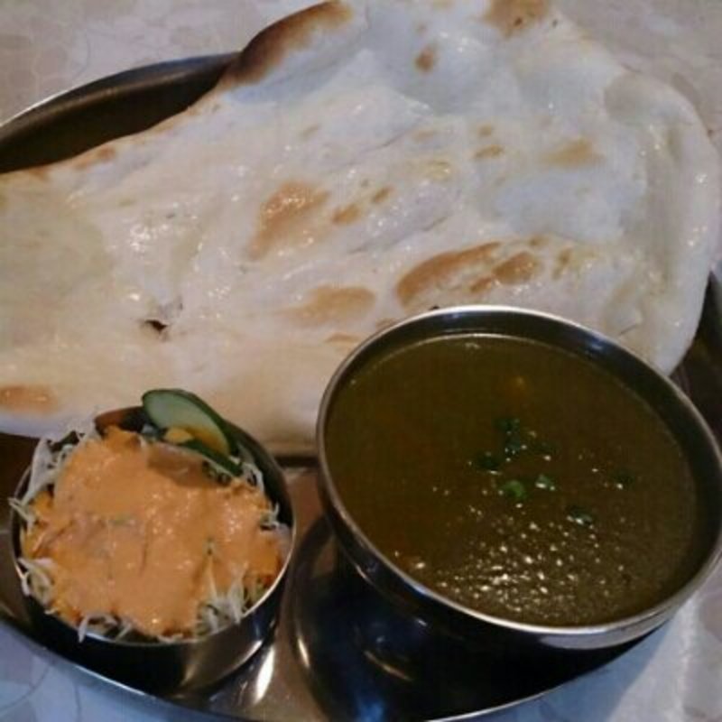 ほうれん草カレー(インド·ネパールレストラン ナマステポカラ 日ノ出町店)