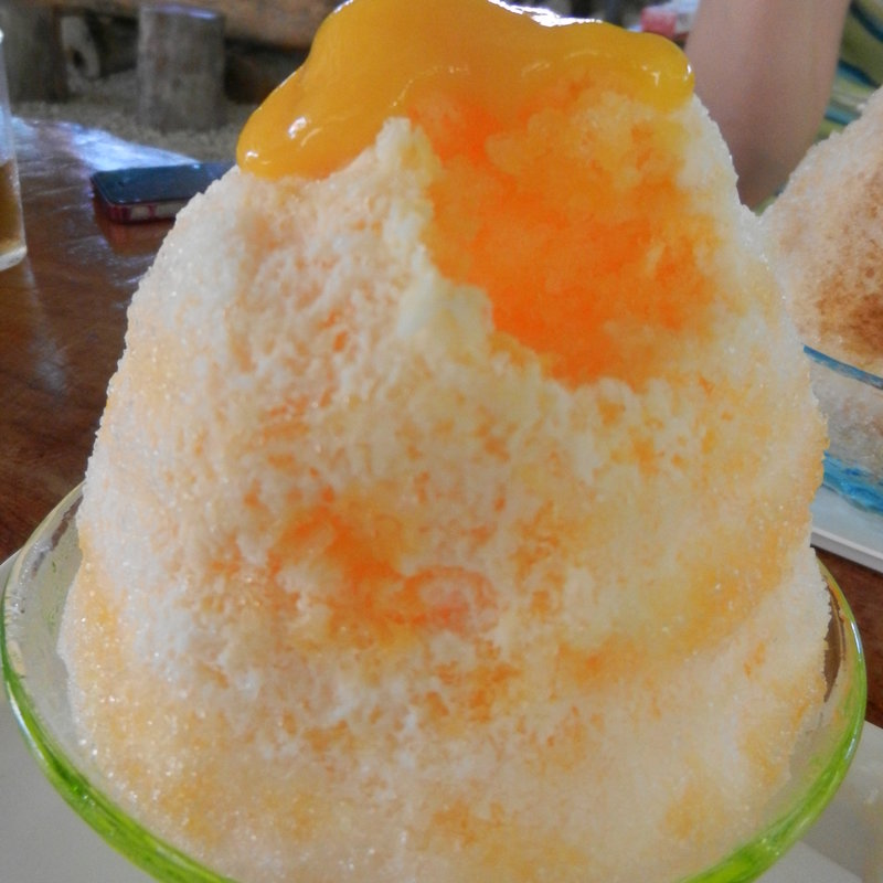 マンゴーかき氷(パーラー　ぱいぬ島)