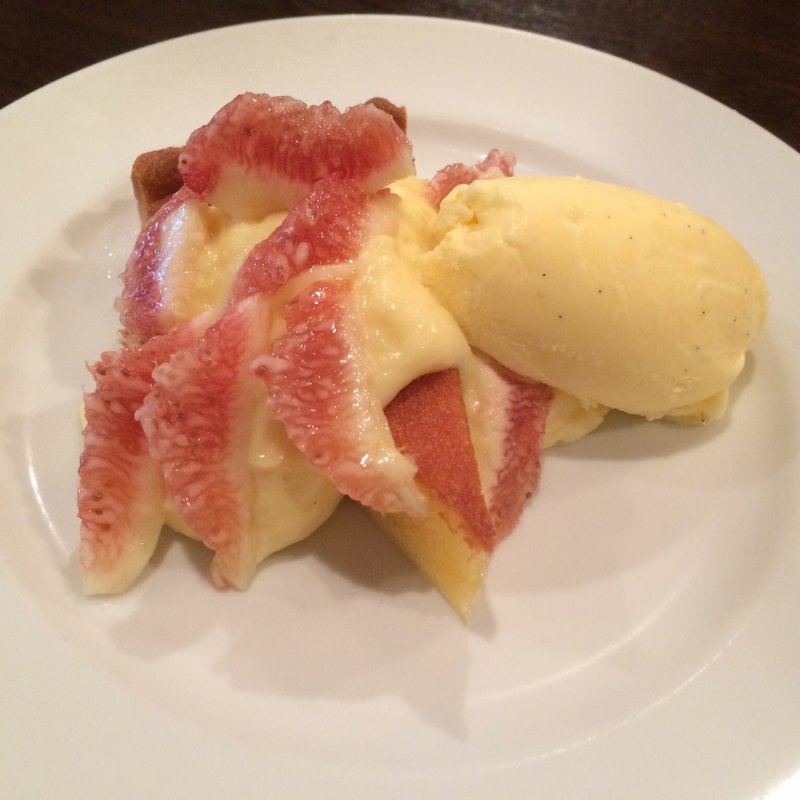 愛知産いちじくのデザート(ビストロ ル・ボル)