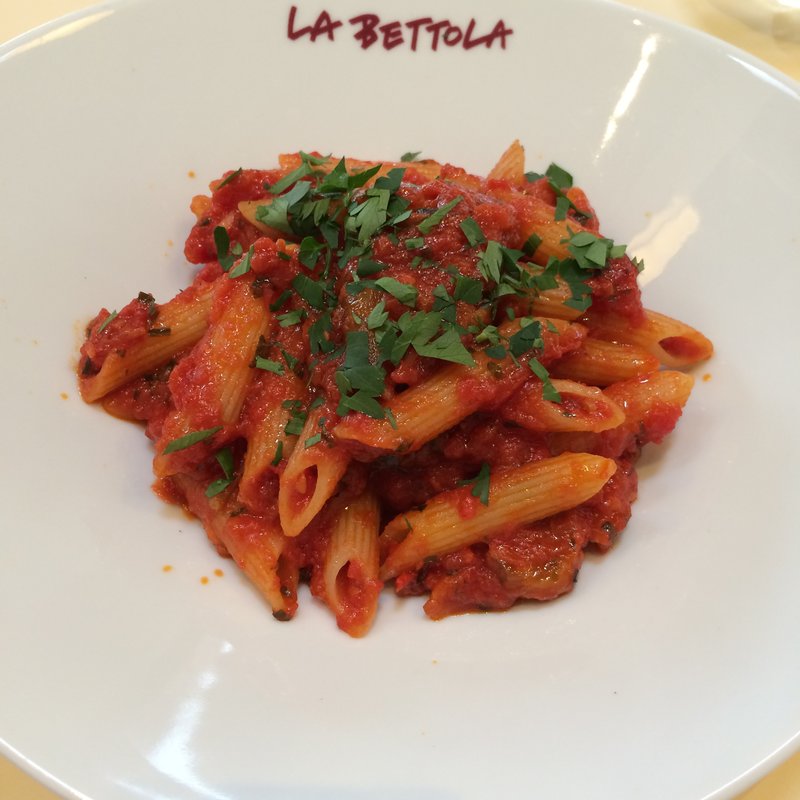 ペンネアラビアータ(LA BETTOLA Nagoya)