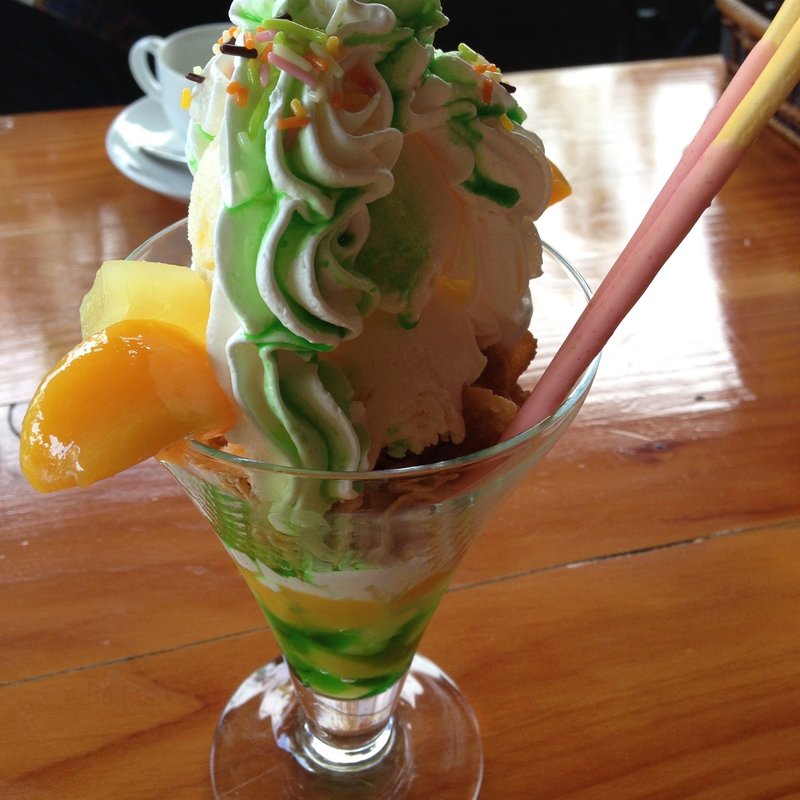 フルーツパフェ(HILL TOP)