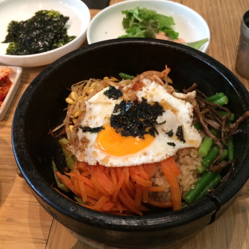 石焼ビビンバ(シクタン)