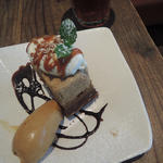 焦がしキャラメルの濃厚チーズケーキ(スズカフェ銀座 | SUZUCAFE Ginza)