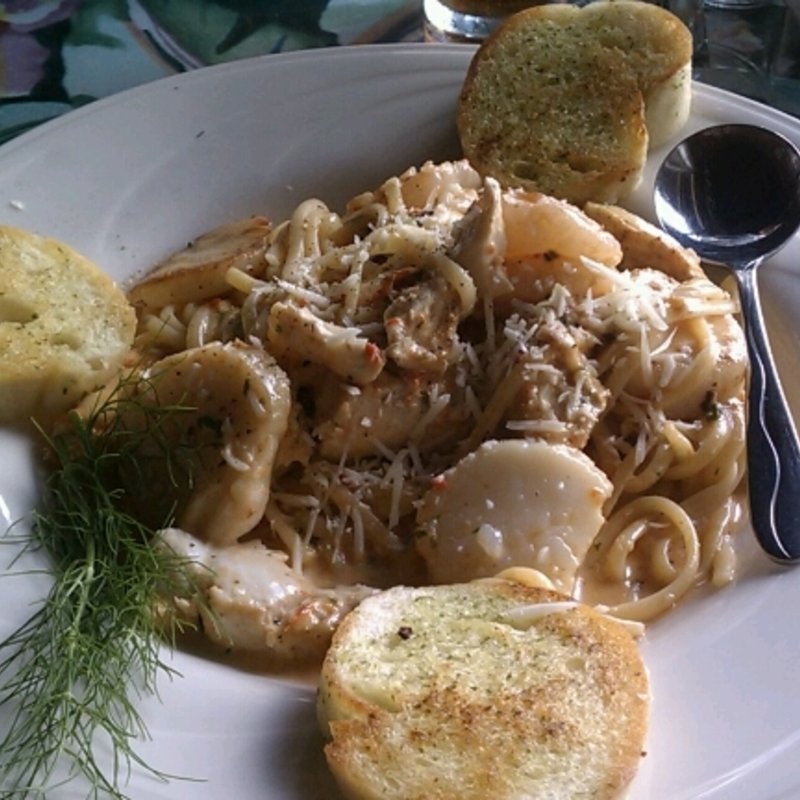 シーフード・クリーム・パスタ(Ponds Restaurant)