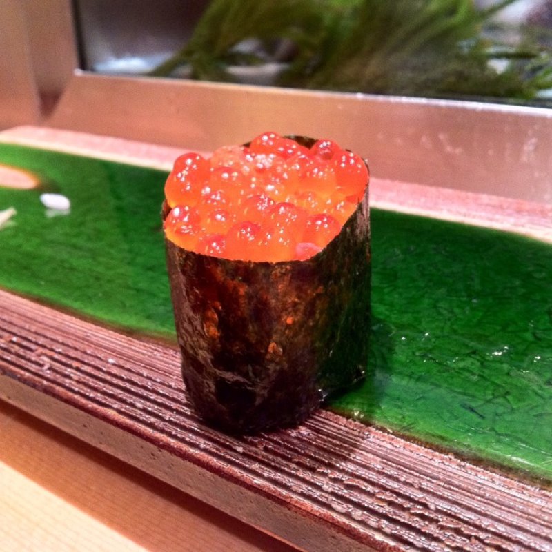 いくら(梅丘 寿司の美登利 吉祥寺店)