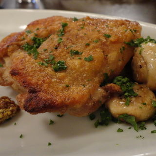 鶏モモとマッシュルームのソテー(ヴィラ ノヴァ （VILA NOVA）)