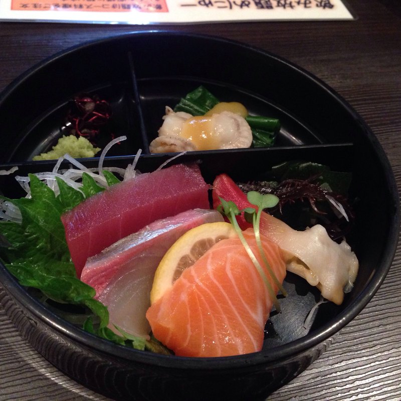 お造り盛り合わせ(関西魂 )