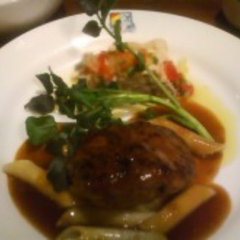 寒ブリのオーブン焼き～ビナグレットソース～(カサ・デ・フジモリ 関内店)