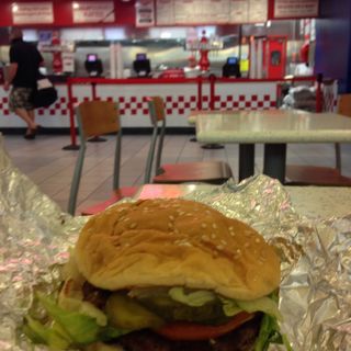 Hambergar(Five Guys)