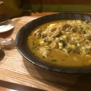 チーズとチキンのカレー(中)(バキン)
