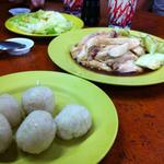 チキンライス(和記鶏飯店)