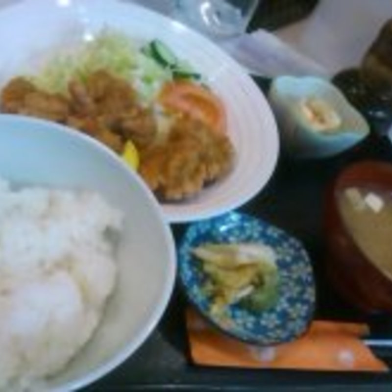 竜田揚げ定食(洋食屋　こだち)