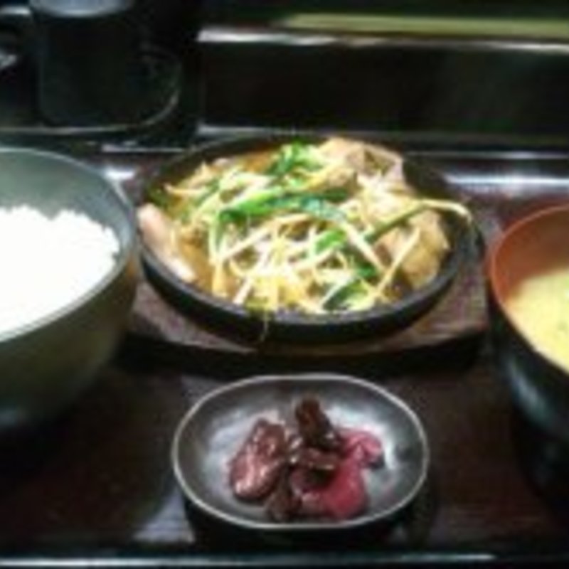 レバニラ定食(喰彩酒家 はなぶさ  )