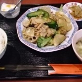 八宝菜ランチ(広州飲茶料理 麦府)