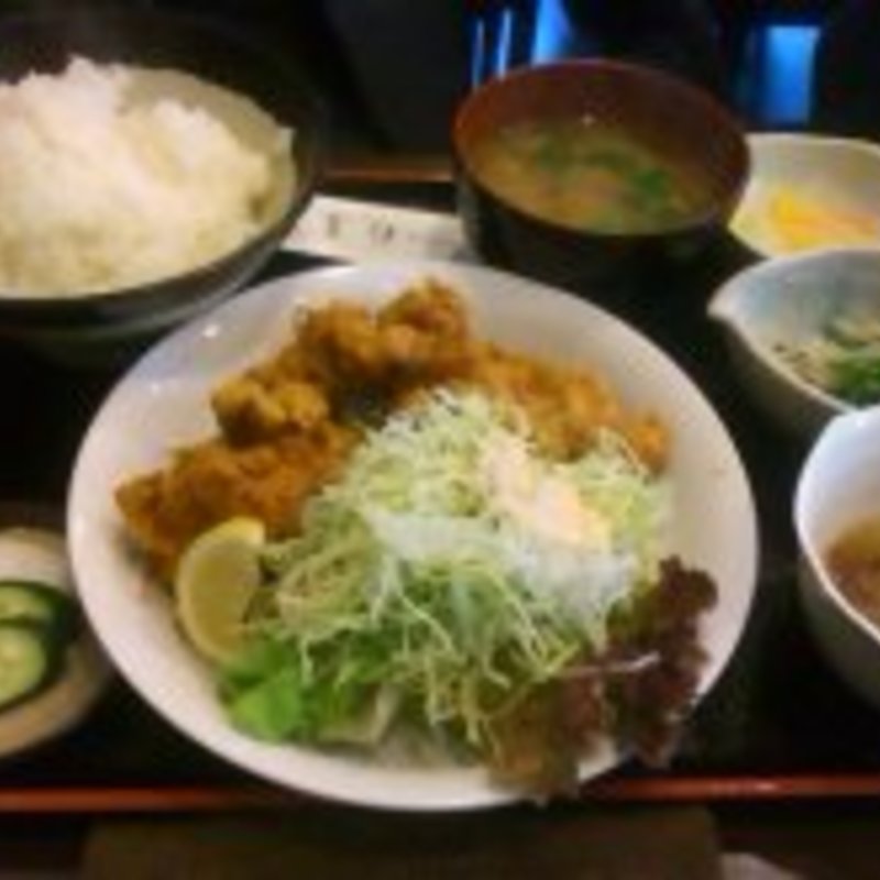 唐揚げ定食(和風居酒屋 新喜)