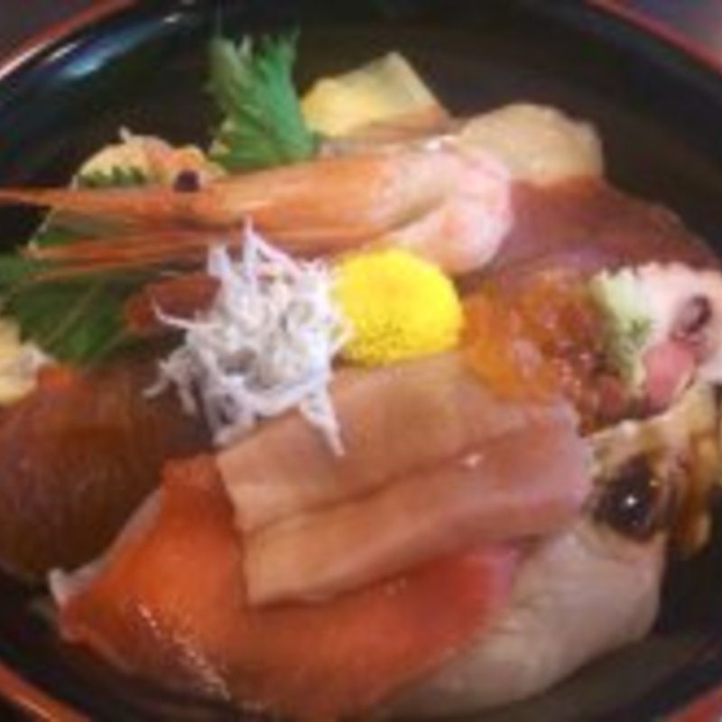 海鮮丼(和風居酒屋 新喜)
