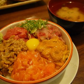 スタミナ丼(Oozu Restaurante)