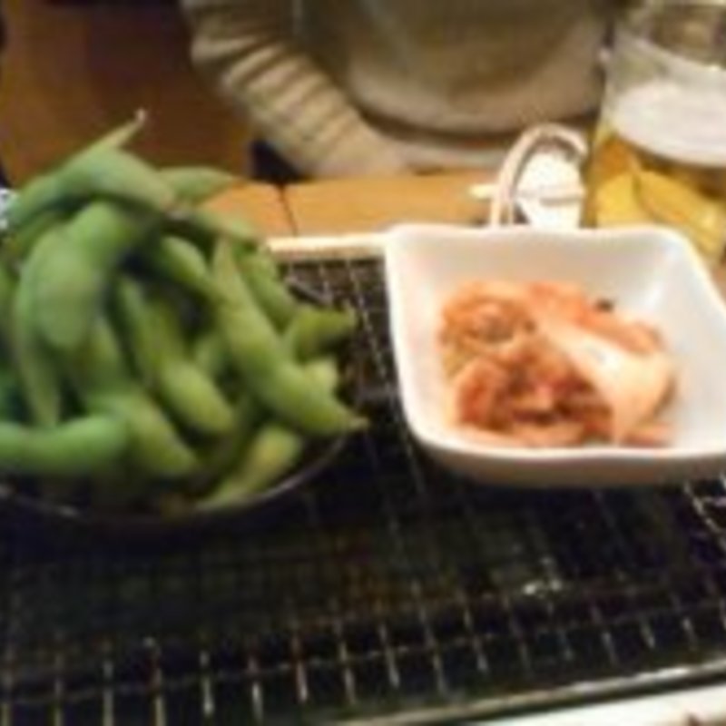 枝豆とキムチ(浜印水産 ハマ横丁店)