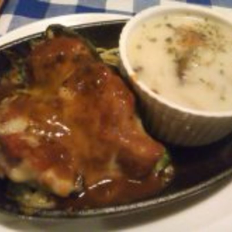 日替わりランチ　ローマ風ピーマンの肉詰め(びすとろ 遊季亭)