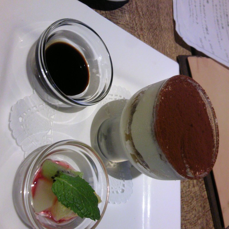 酒粕風味の自家製ティラミス(MOKICHI TRATTORIA)