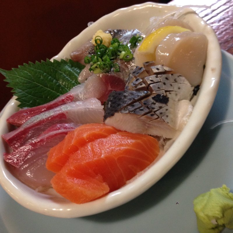 刺身盛り合わせ(じんざえ門)