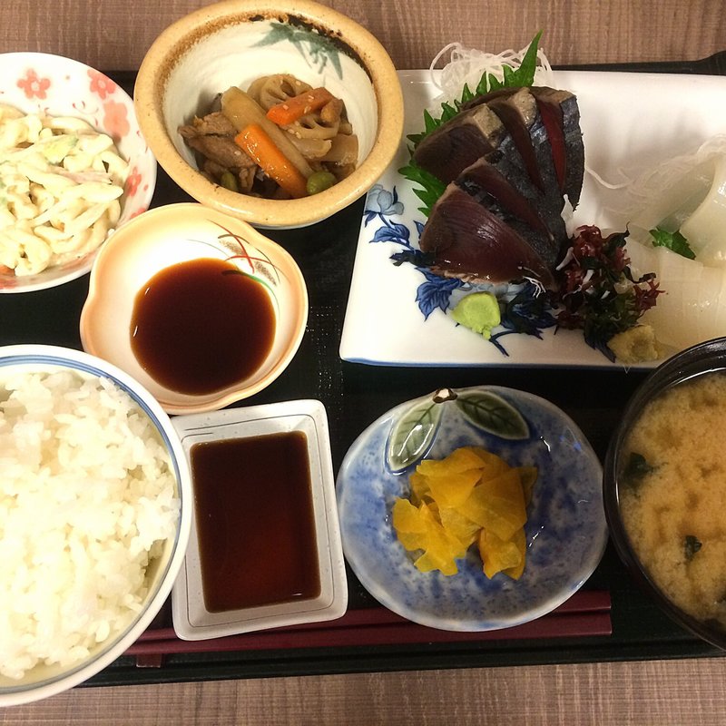 かつおのたたき＆いか刺定食(定食のむさしの )