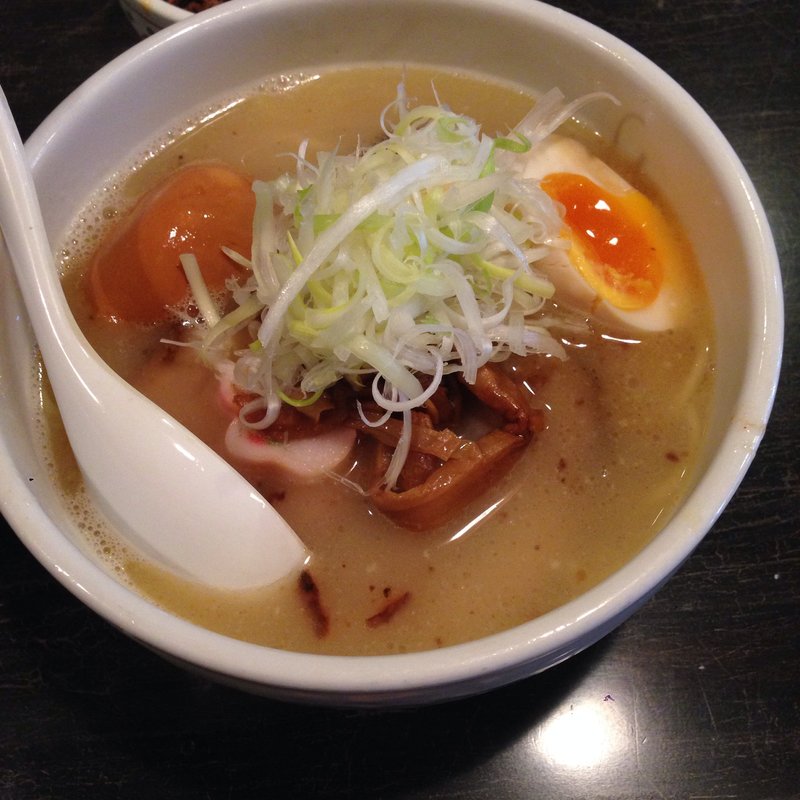 味玉チャーシュー塩そば。 (中華ソバ 櫻坂)