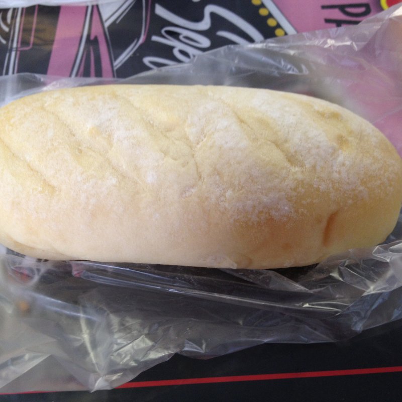 ジャージー牛乳ぱん(ベーカリー アベ （Bakery ABE）)