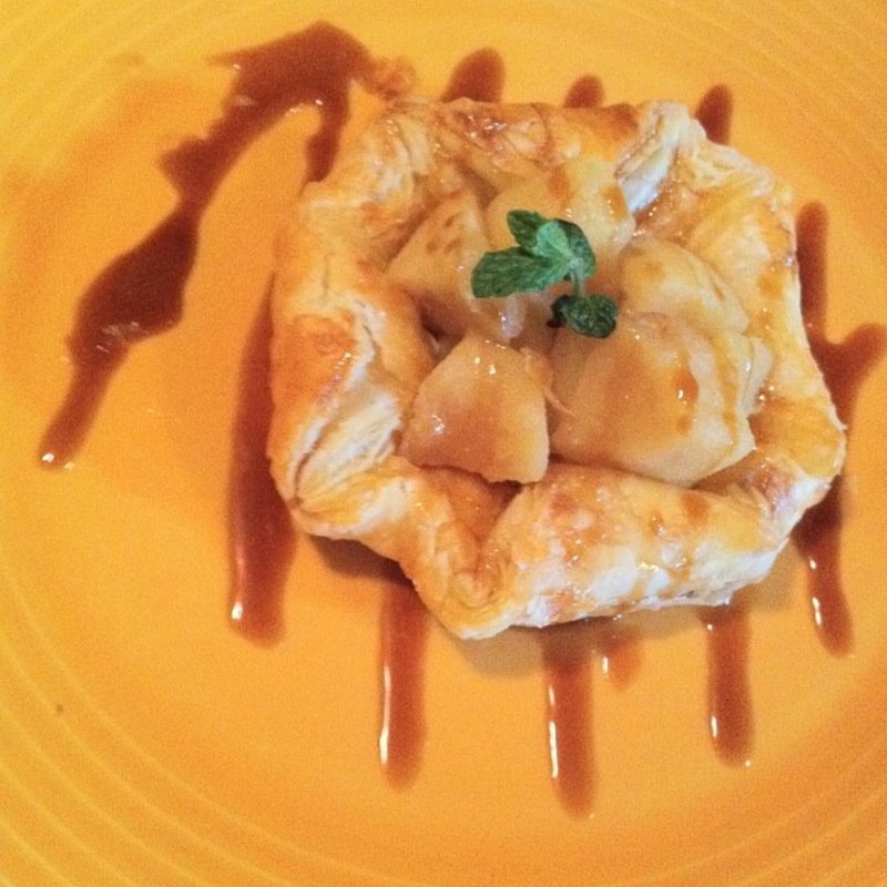 アップルパイ(カフェ ラ・ボエム 自由が丘 （Cafe La Boheme）)