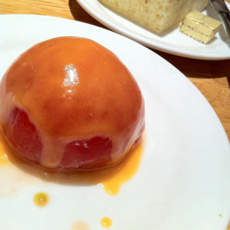 トマトのファルシーサラダ(つばめグリル 銀座コア店)