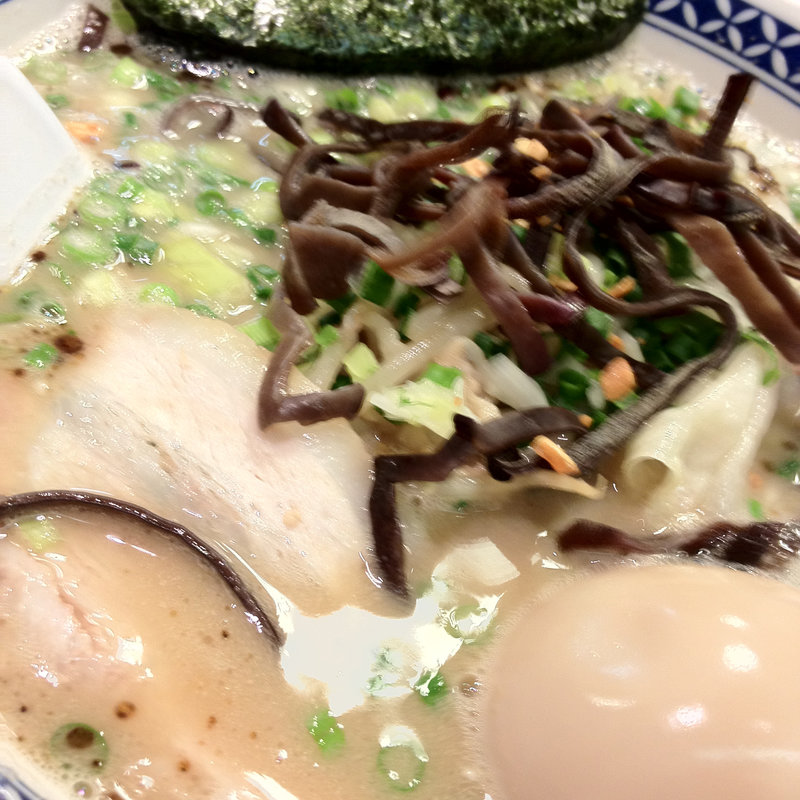 九州男味しろうらーめん(らーめん四郎 )