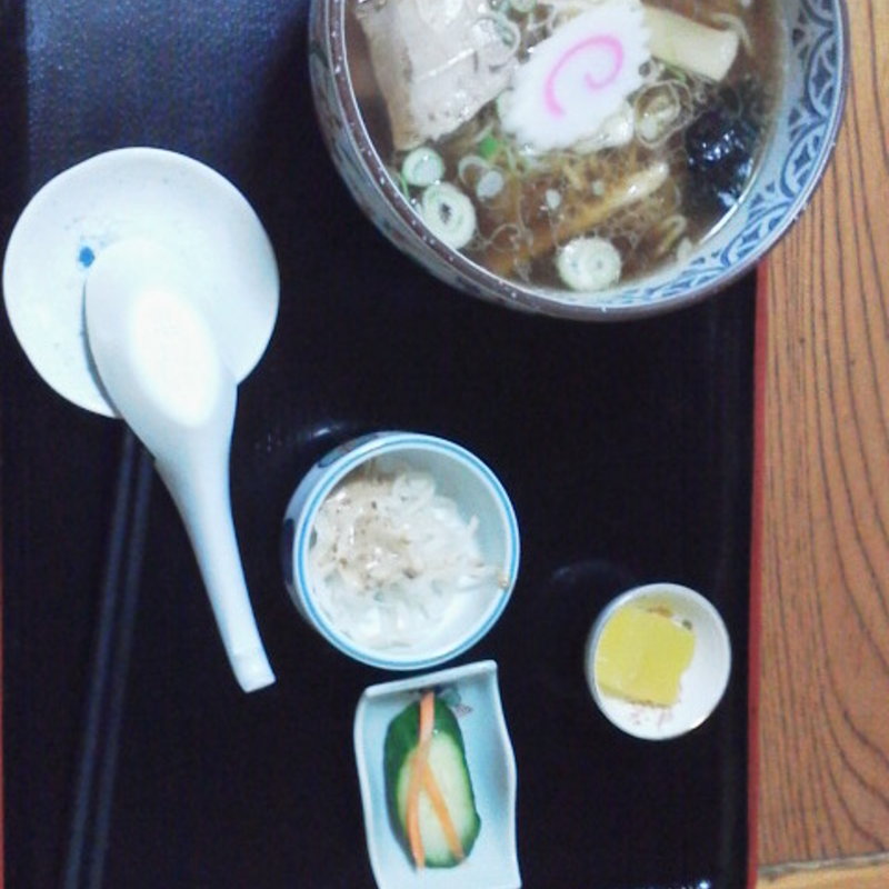 昔なつかしい中華そば(手打ちそば　高砂や)