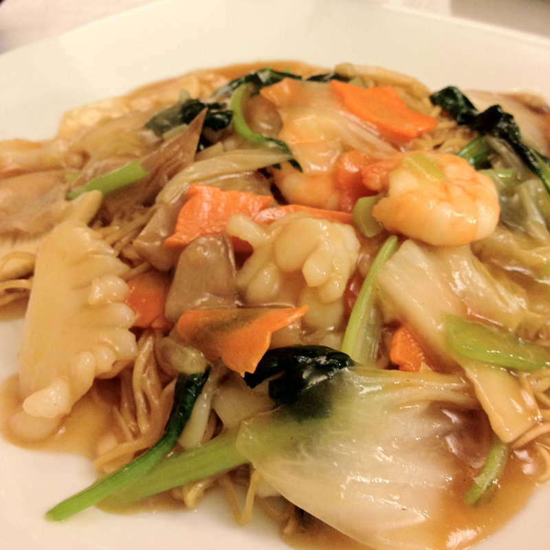 海鮮焼きそば(於茂登 （てっぱんやき おもと）)