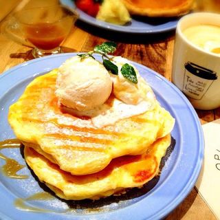 キャラメルパンケーキ(gelato pique cafe)