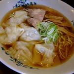 雲呑麺(室蘭ラーメン 雷文)