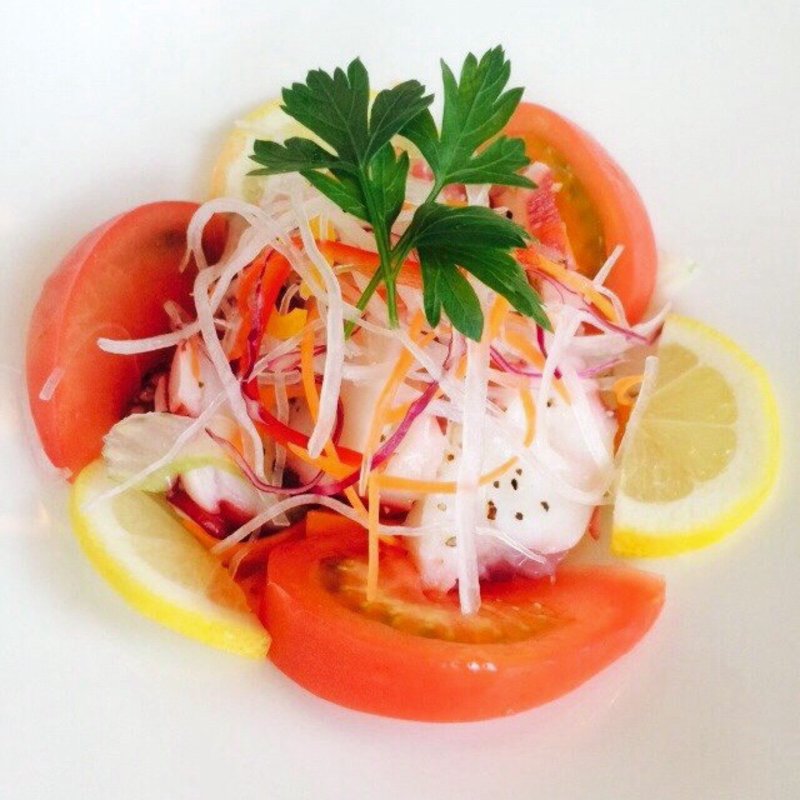 タコのマリネ(水辺の公園レストラン)