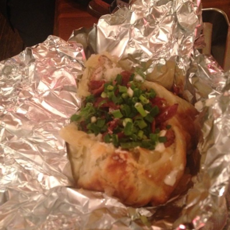 ベイグドポテト(ゴッチーズビーフ)