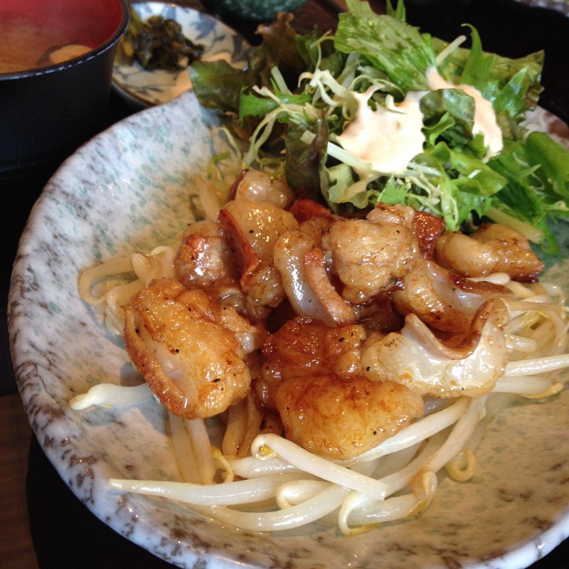 極上ホルモン定食(弥吾)