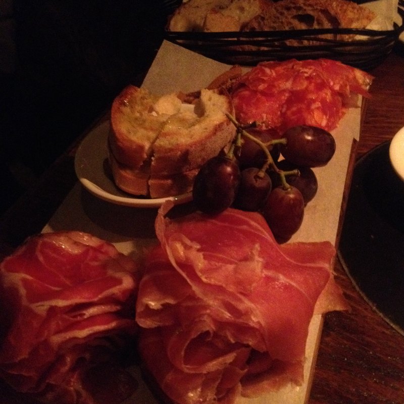 前菜盛り合わせ(Felice wine bar)