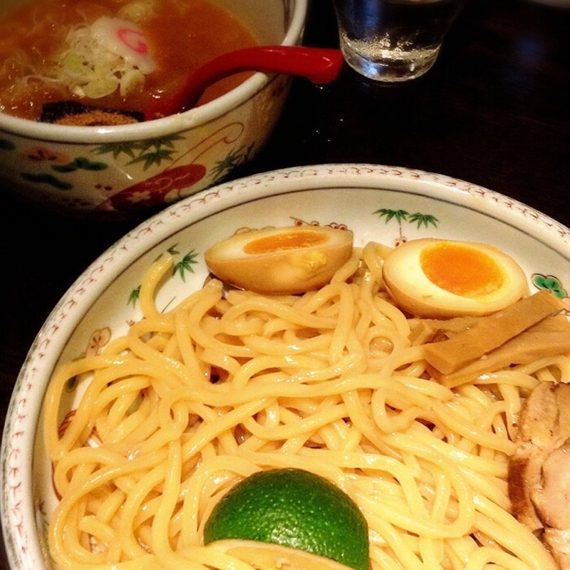 (麺屋六三六 大阪総本店)