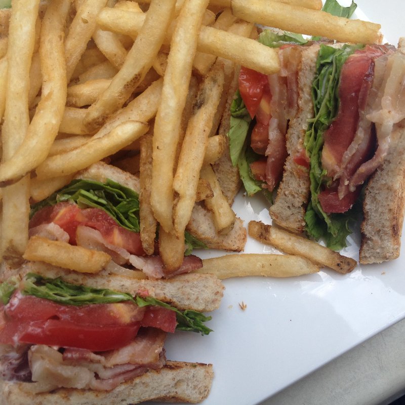 BLTサンドイッチ(suji's)