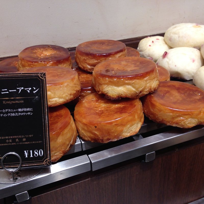 クイニーアマン(VELVET)