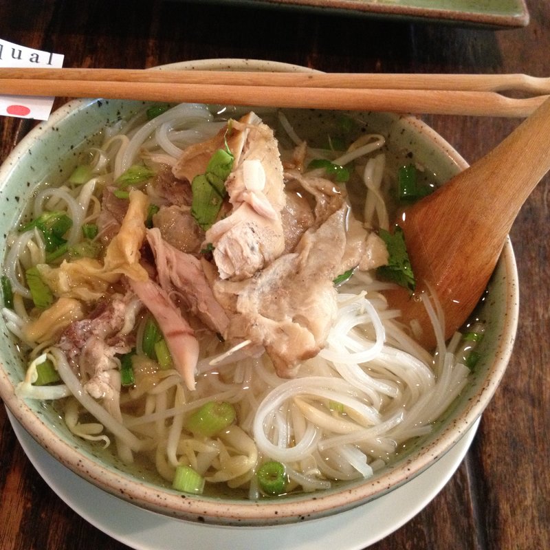 タイ風ヌードル(ニア・イコール)