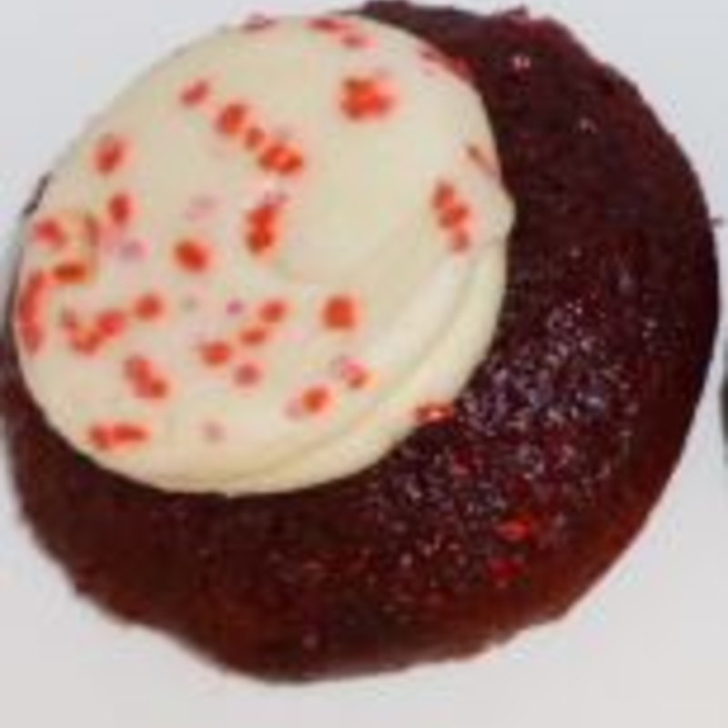 ラズベリーカップケーキ(Baked by Melissa)