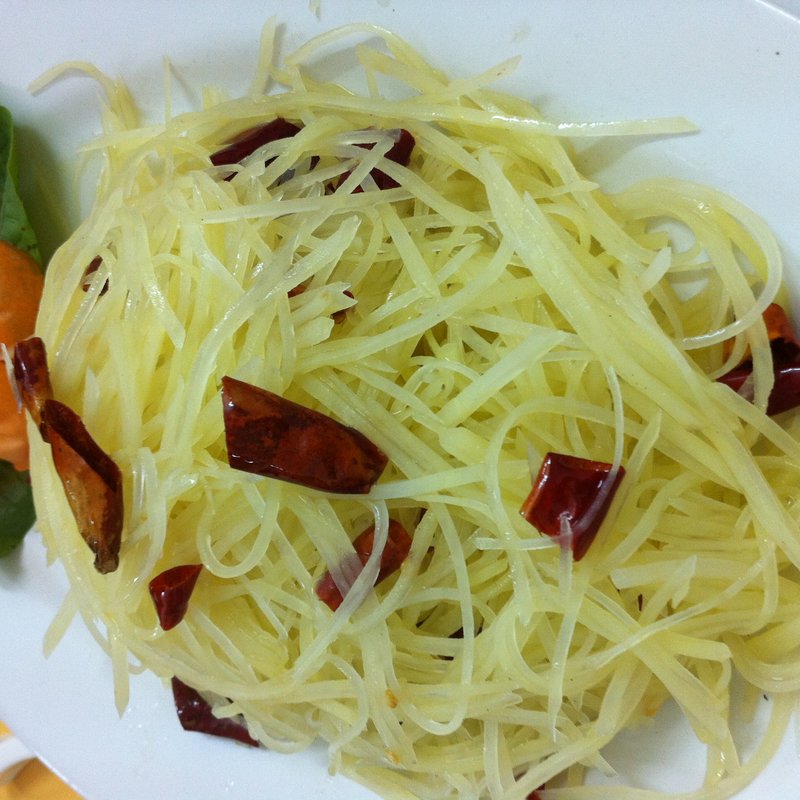 ジャガイモの炒め物(河内老成都)