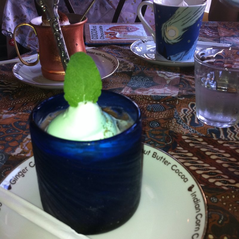 (COCOA SHOP AKAITORI)