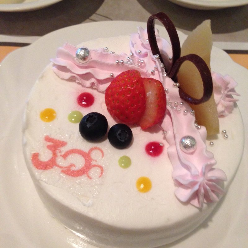 30th アニバーサリーケーキ(S.S.コロンビア・ダイニングルーム)
